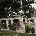 Kestenovi Dvori Apartament *