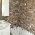 Kestenovi Dvori Apartman *