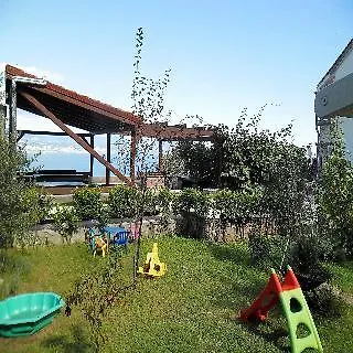 Kestenovi Dvori Lägenhet *