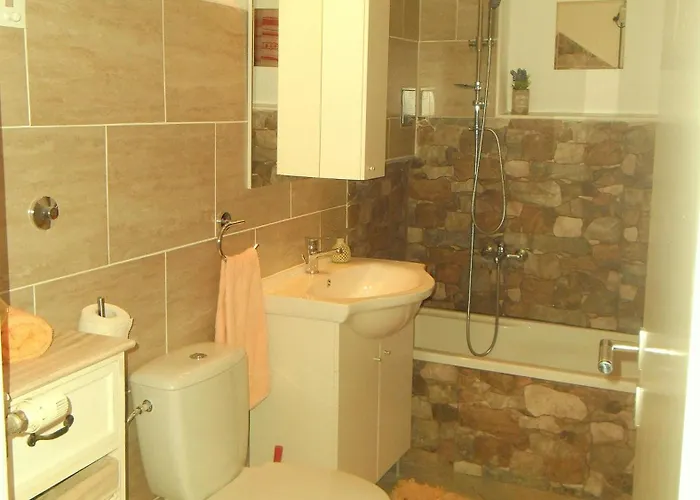 Kestenovi Dvori Opatija