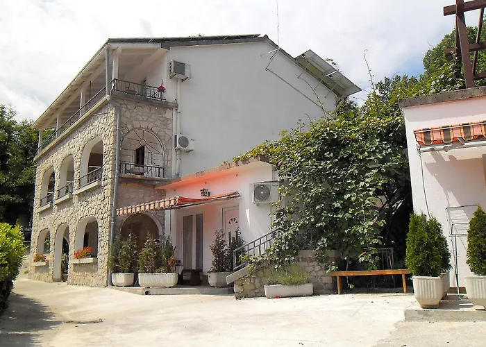 Kestenovi Dvori Appartamento Abbazia